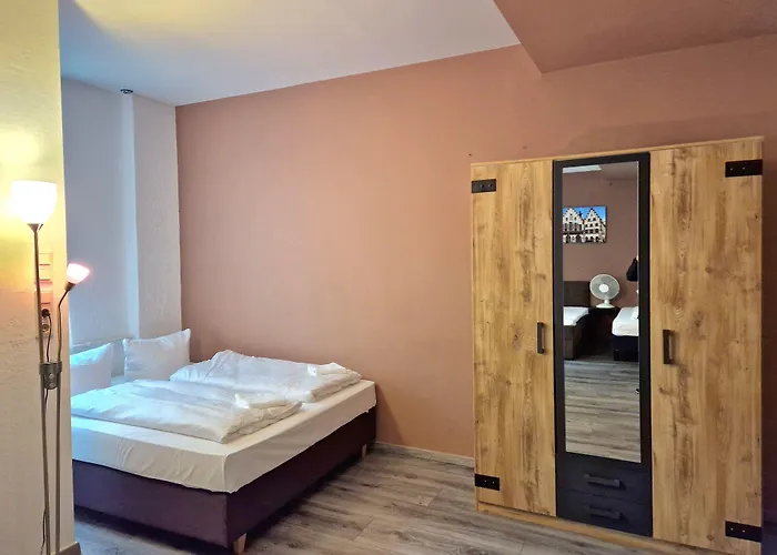 Hotel Trip Budget Messe